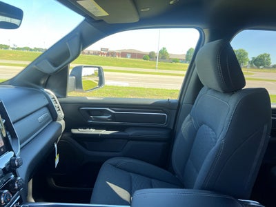 2026 RAM 1500 RAM 1500 BIG HORN CREW CAB 4X2 5'7' BOX
