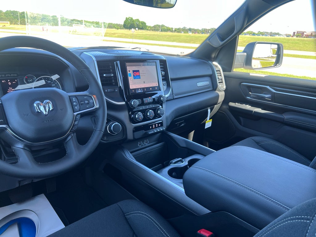 2026 RAM 1500 RAM 1500 BIG HORN CREW CAB 4X2 5'7' BOX