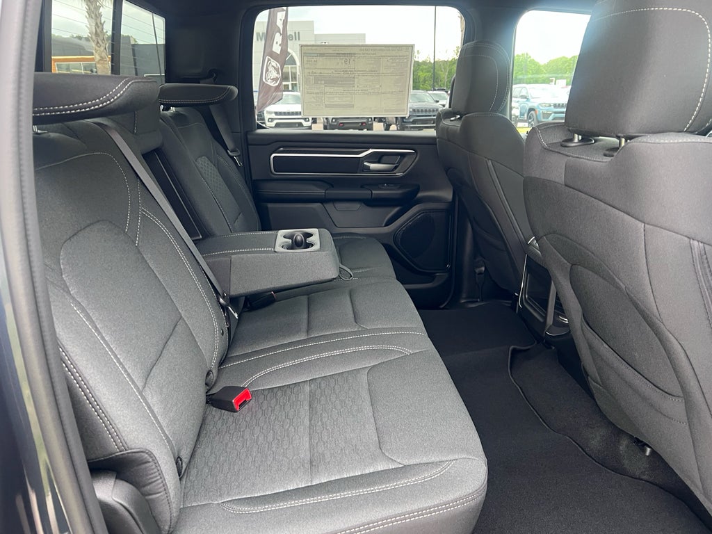 2026 RAM 1500 RAM 1500 BIG HORN CREW CAB 4X2 5'7' BOX