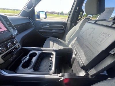 2023 RAM 1500 Big Horn Crew Cab 4x2 5'7' Box