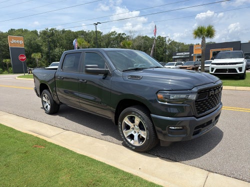 2026 RAM 1500 RAM 1500 EXPRESS CREW CAB 4X2 5'7' BOX