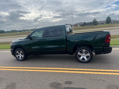 2027 RAM 1500 RAM 1500 EXPRESS CREW CAB 4X2 5'7' BOX