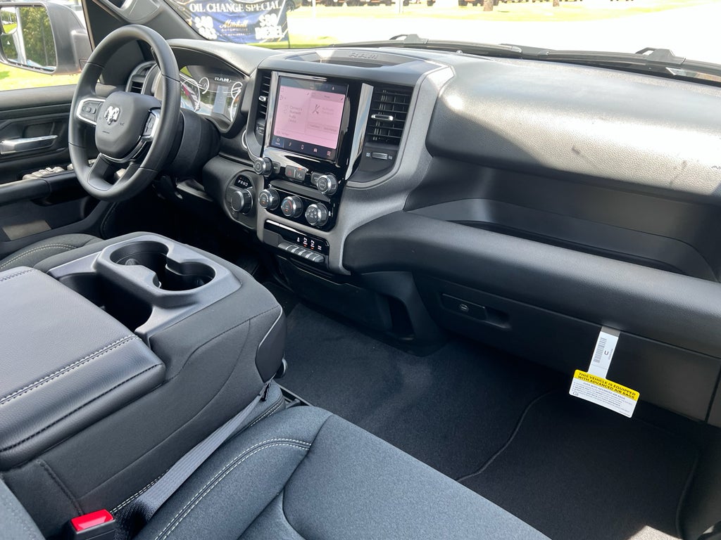 2026 RAM 1500 RAM 1500 EXPRESS CREW CAB 4X2 5'7' BOX