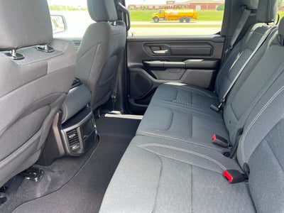 2026 RAM 1500 RAM 1500 EXPRESS CREW CAB 4X2 5'7' BOX