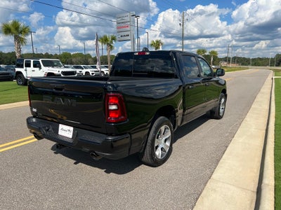 2027 RAM 1500 RAM 1500 EXPRESS CREW CAB 4X2 5'7' BOX
