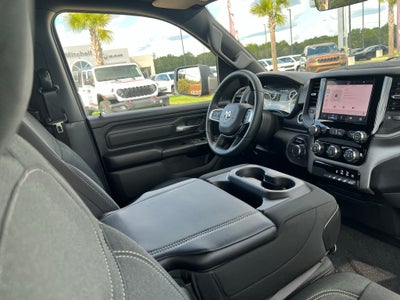 2027 RAM 1500 RAM 1500 EXPRESS CREW CAB 4X2 5'7' BOX