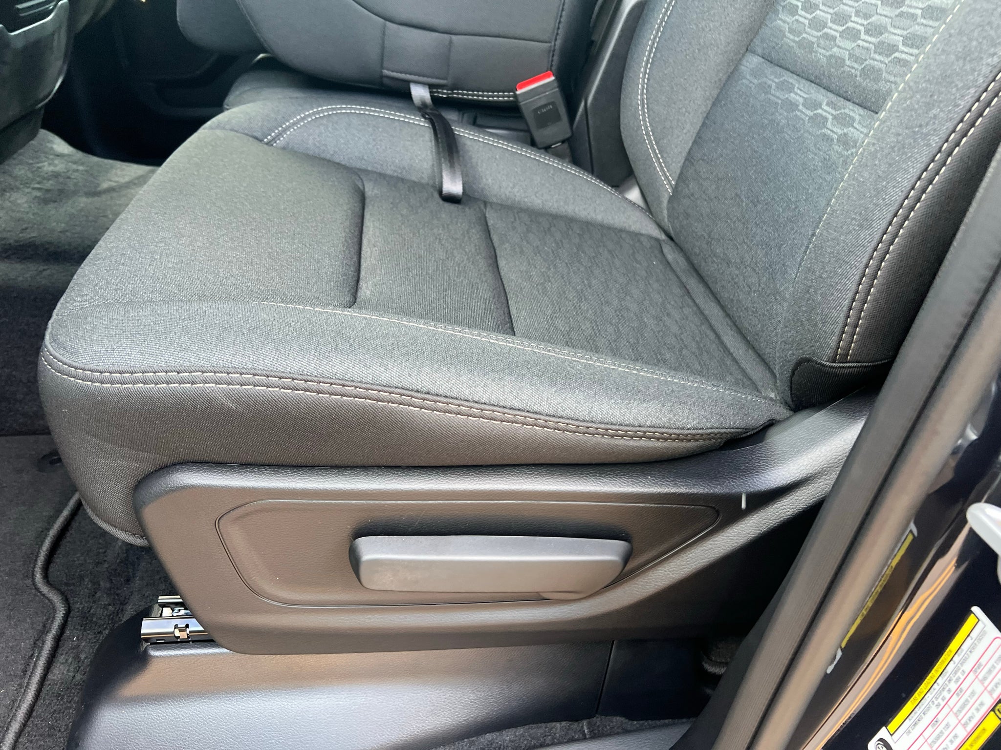 2027 RAM 1500 RAM 1500 EXPRESS CREW CAB 4X2 5'7' BOX