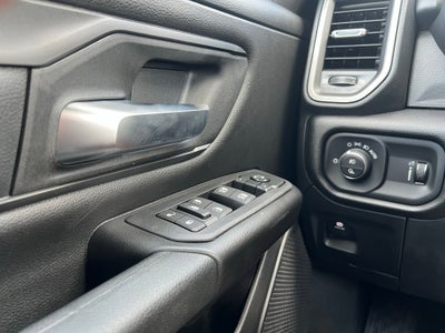 2027 RAM 1500 RAM 1500 EXPRESS CREW CAB 4X2 5'7' BOX