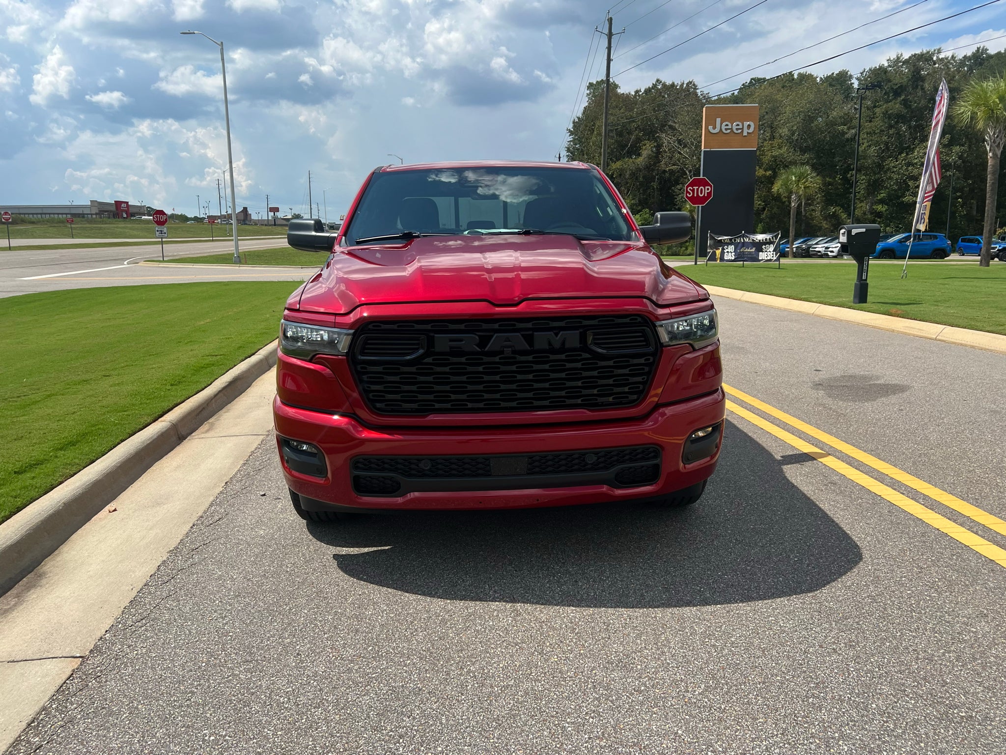 2027 RAM 1500 RAM 1500 EXPRESS CREW CAB 4X2 5'7' BOX