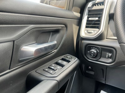 2027 RAM 1500 RAM 1500 EXPRESS CREW CAB 4X2 5'7' BOX