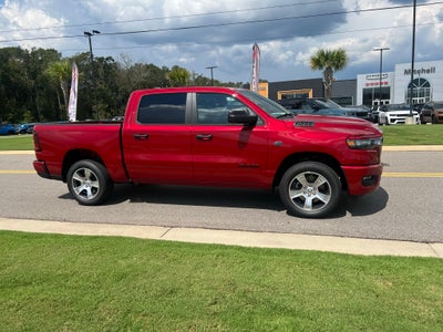 2027 RAM 1500 RAM 1500 EXPRESS CREW CAB 4X2 5'7' BOX