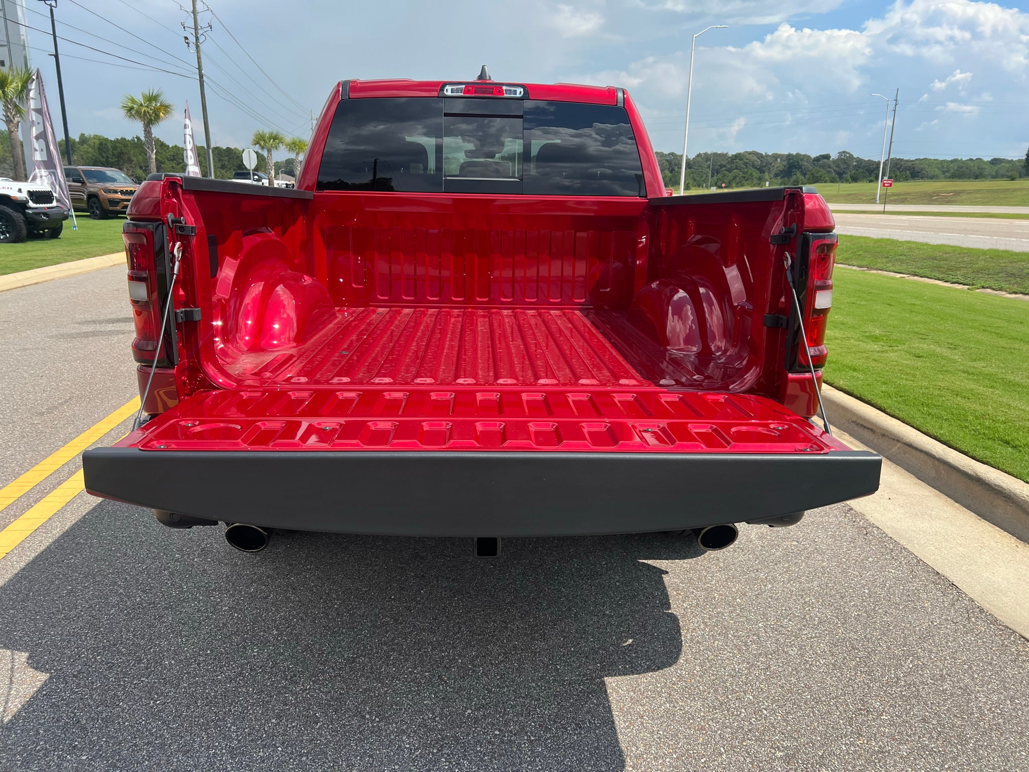 2027 RAM 1500 RAM 1500 EXPRESS CREW CAB 4X2 5'7' BOX