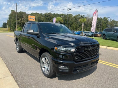 2027 RAM 1500 RAM 1500 EXPRESS CREW CAB 4X2 5'7' BOX