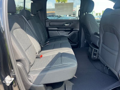 2027 RAM 1500 RAM 1500 EXPRESS CREW CAB 4X2 5'7' BOX