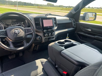 2027 RAM 1500 RAM 1500 EXPRESS CREW CAB 4X2 5'7' BOX