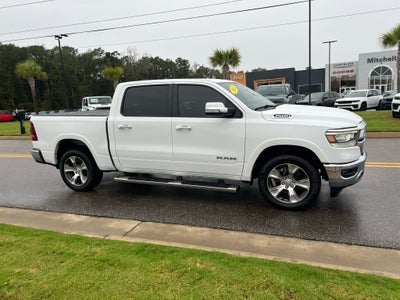 2022 RAM 1500 Laramie Crew Cab 4x2 5'7' Box