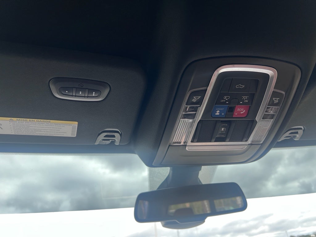 2019 RAM 1500 Longhorn Crew Cab 4x2 5'7' Box