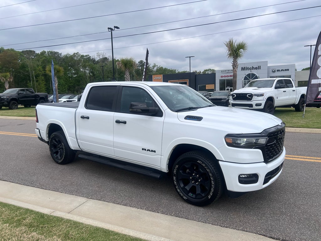 2025 RAM 1500 Big Horn Crew Cab 4x4 5'7' Box