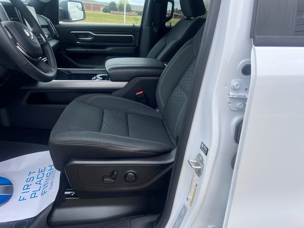 2025 RAM 1500 Big Horn Crew Cab 4x4 5'7' Box