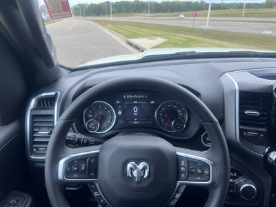 2025 RAM 1500 Big Horn Crew Cab 4x4 5'7' Box