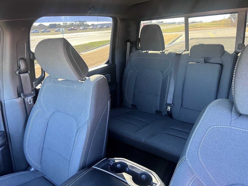 2021 RAM 1500 Big Horn Crew Cab 4x4 5'7' Box