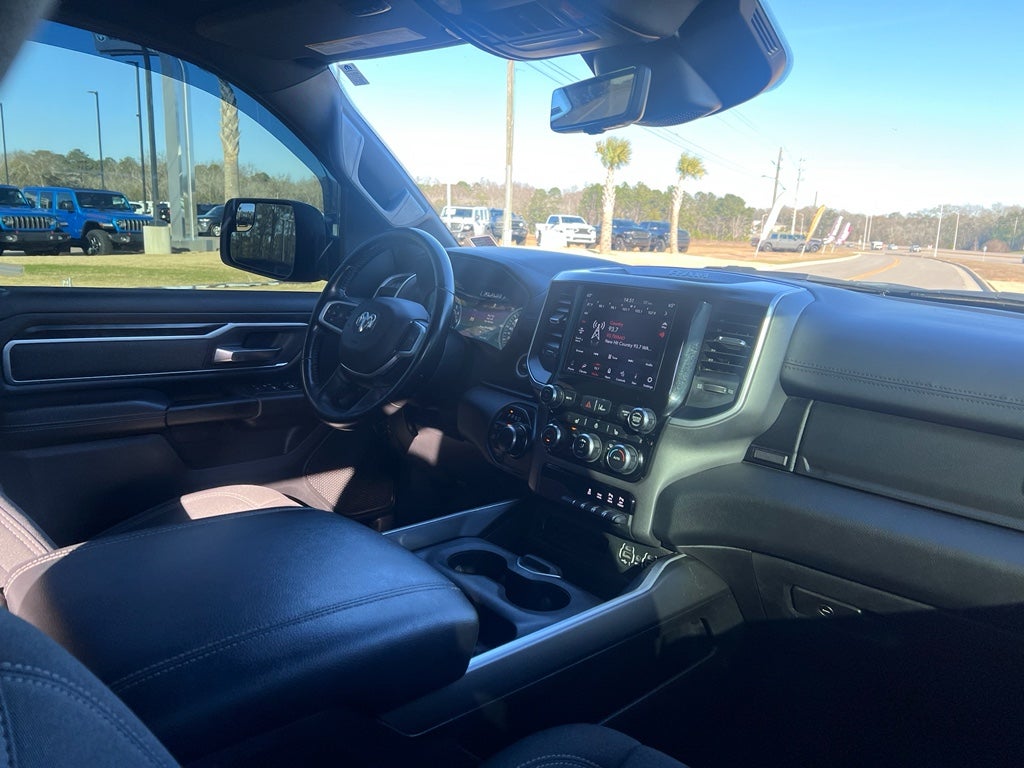 2021 RAM 1500 Big Horn Crew Cab 4x4 5'7' Box
