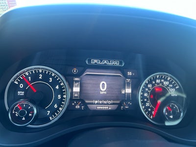 2021 RAM 1500 Big Horn Crew Cab 4x4 5'7' Box