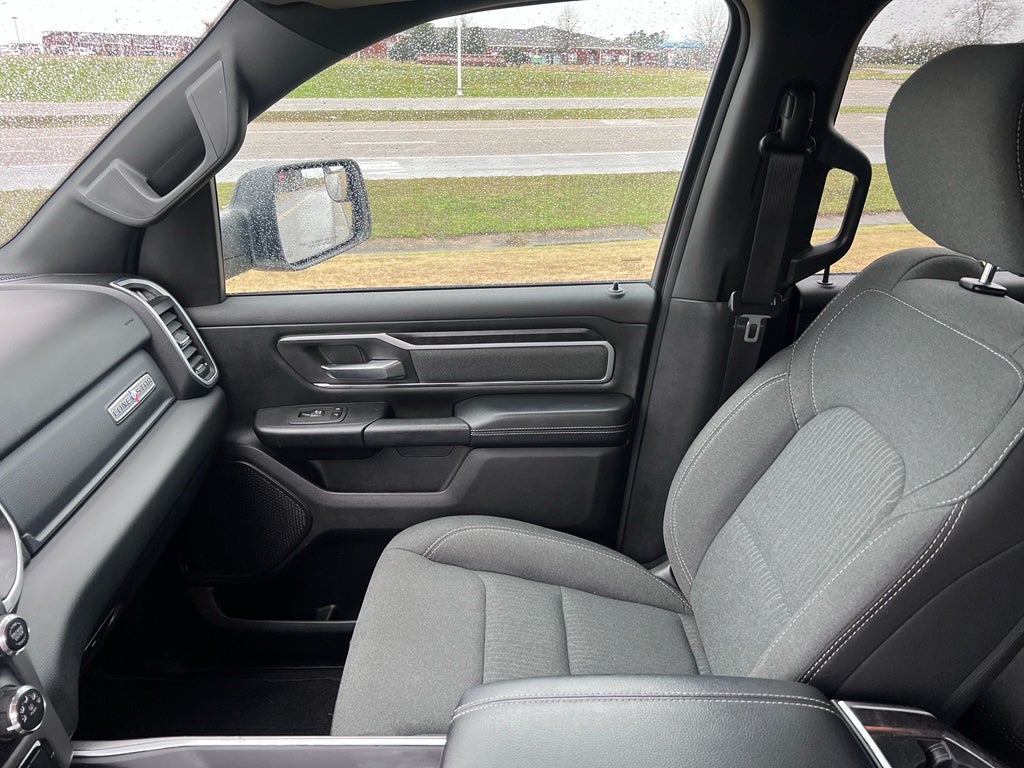 2022 RAM 1500 Lone Star Quad Cab 4x4 6'4' Box