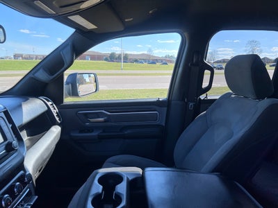 2021 RAM 1500 Big Horn Quad Cab 4x4 6'4' Box