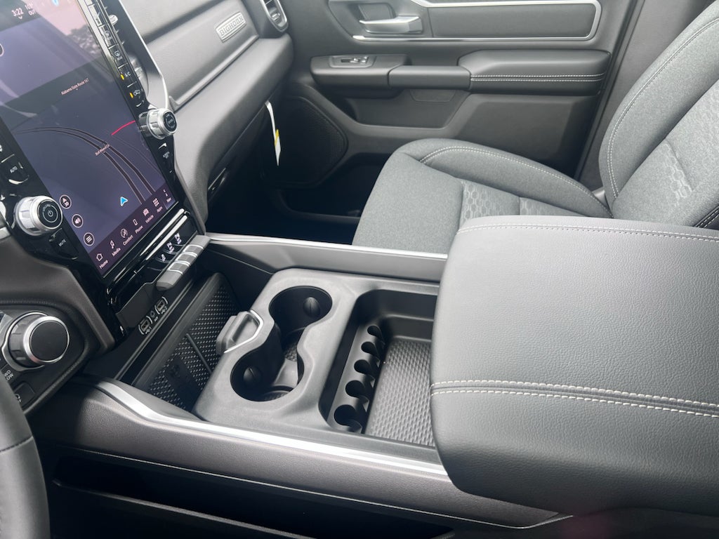 2026 RAM 1500 Big Horn Crew Cab 4x4 5'7' Box
