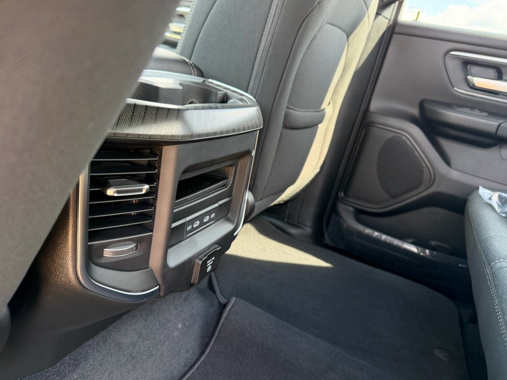 2026 RAM 1500 Big Horn Crew Cab 4x4 5'7' Box