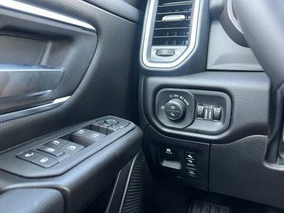 2027 RAM 1500 RAM 1500 BIG HORN CREW CAB 4X4 5'7' BOX