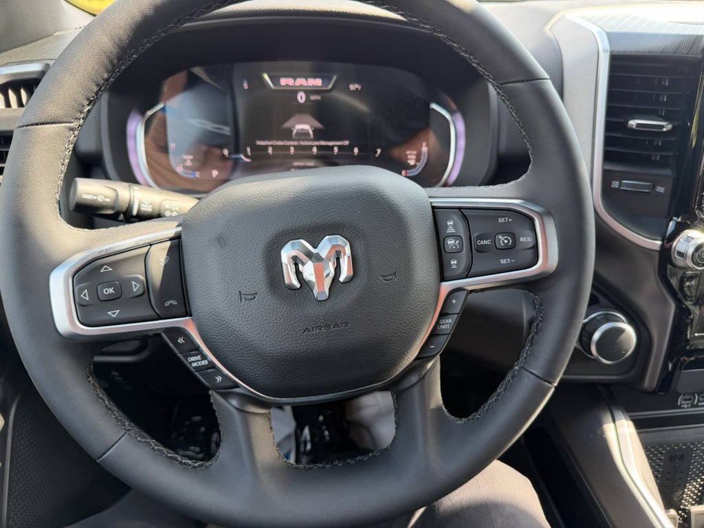 2026 RAM 1500 Big Horn Crew Cab 4x4 5'7' Box