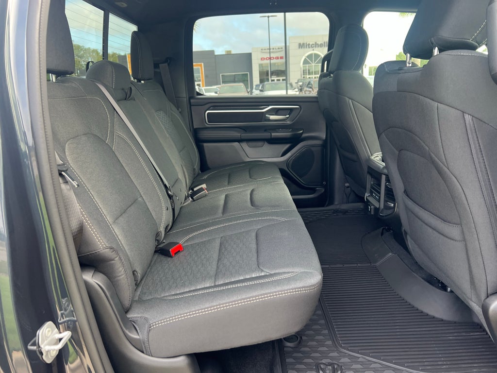 2027 RAM 1500 RAM 1500 BIG HORN CREW CAB 4X4 5'7' BOX