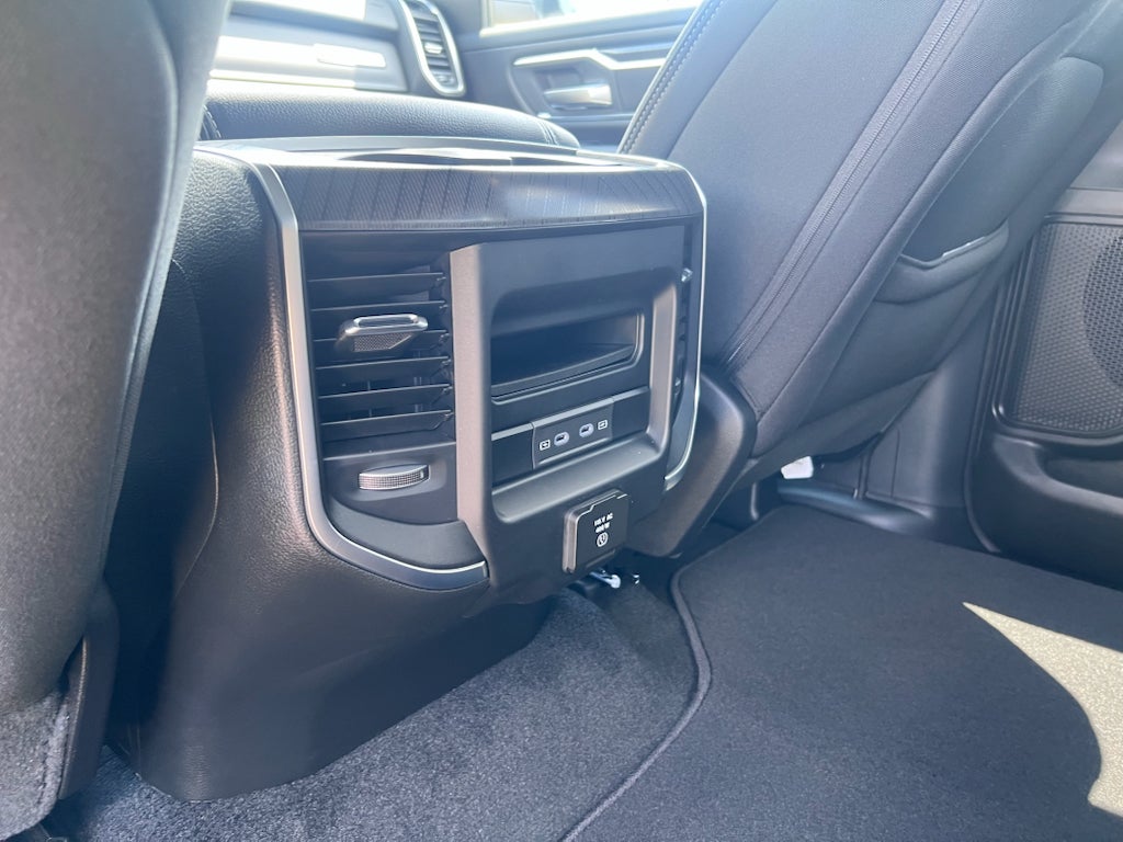 2026 RAM 1500 Big Horn Crew Cab 4x4 5'7' Box