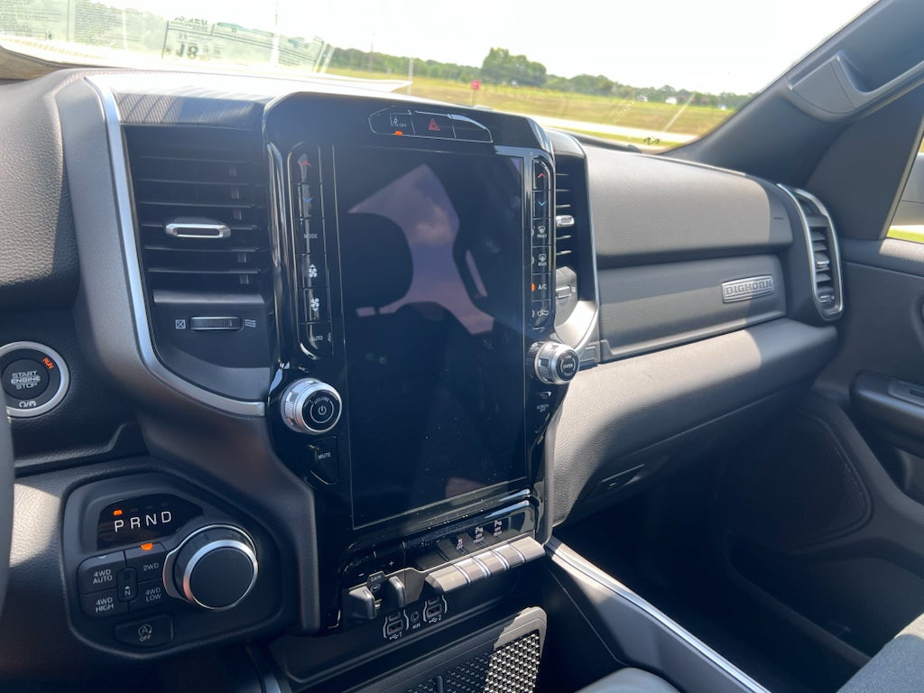 2026 RAM 1500 Big Horn Crew Cab 4x4 5'7' Box
