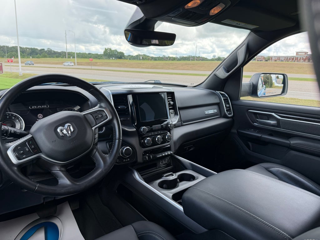 2022 RAM 1500 Big Horn Crew Cab 4x4 5'7' Box