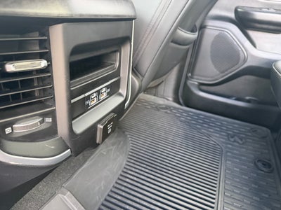 2022 RAM 1500 Big Horn Crew Cab 4x4 5'7' Box