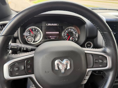2022 RAM 1500 Big Horn Crew Cab 4x4 5'7' Box