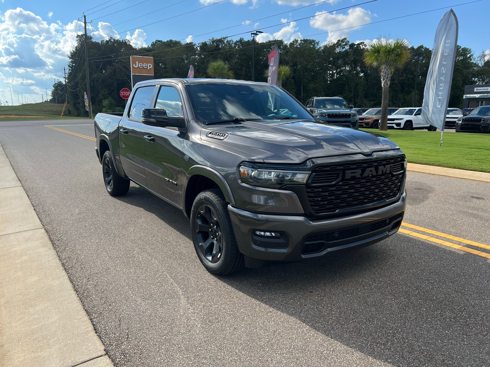 2027 RAM 1500 RAM 1500 BIG HORN CREW CAB 4X4 5'7' BOX