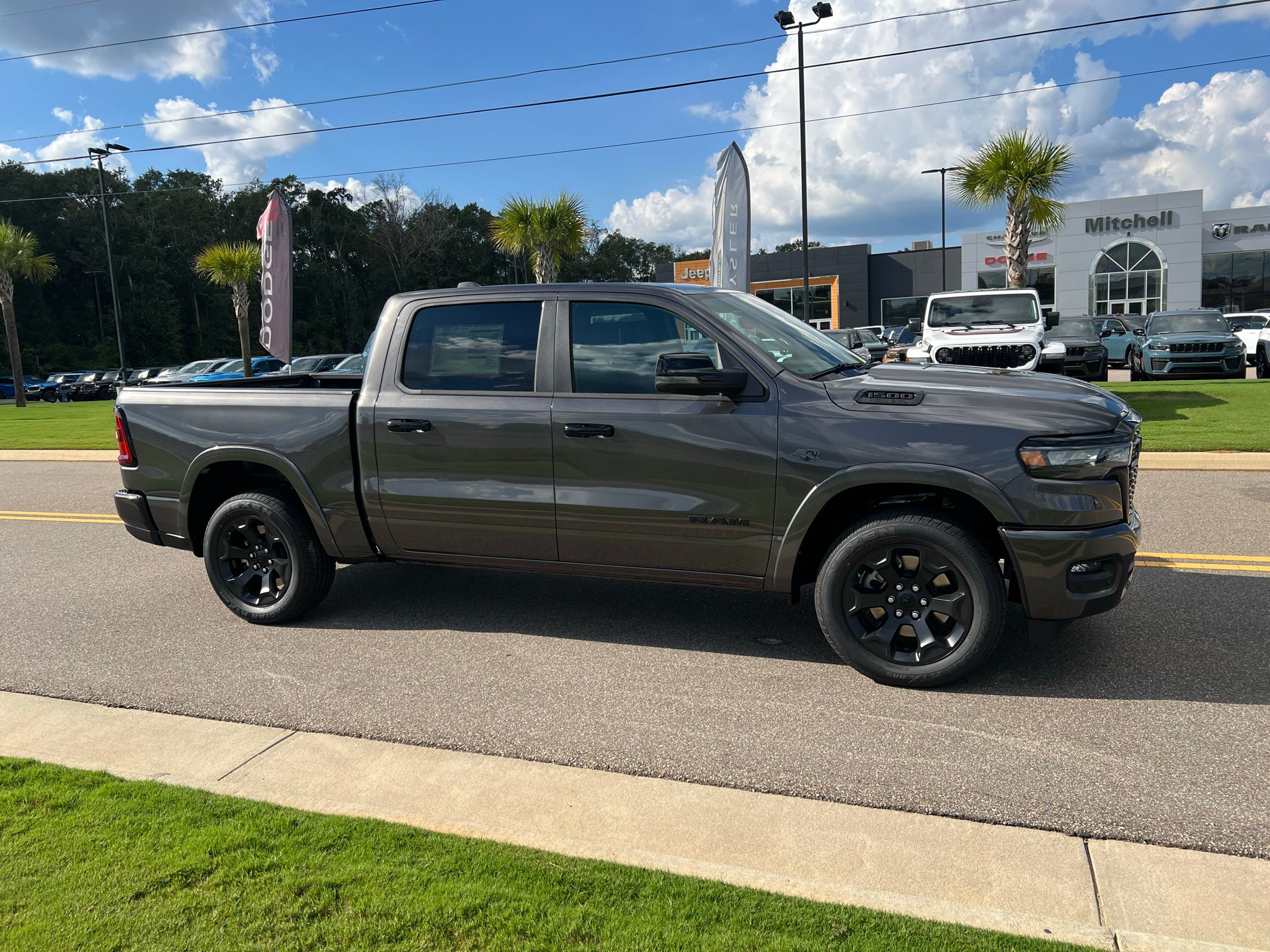 2027 RAM 1500 RAM 1500 BIG HORN CREW CAB 4X4 5'7' BOX