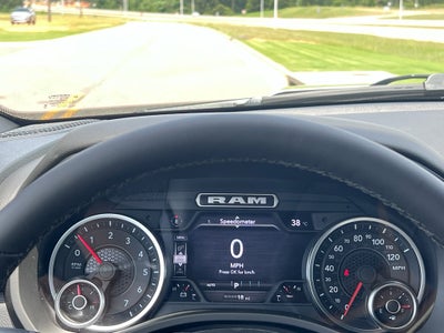 2026 RAM 1500 RAM 1500 BIG HORN CREW CAB 4X4 5'7' BOX