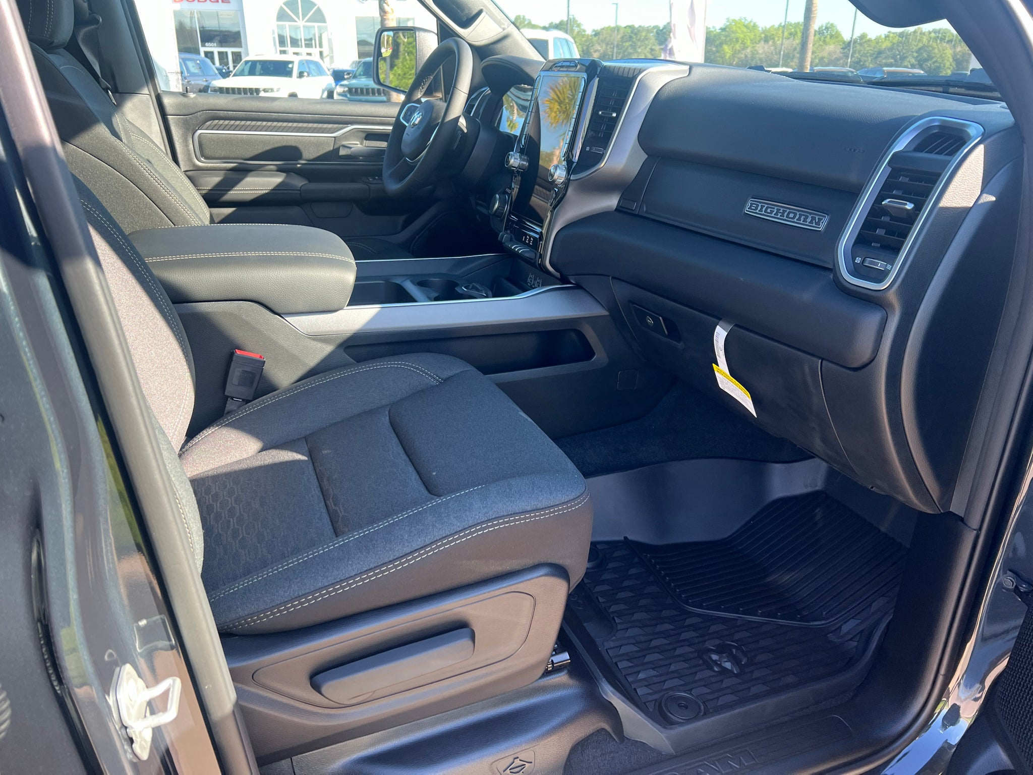 2027 RAM 1500 RAM 1500 BIG HORN CREW CAB 4X4 5'7' BOX