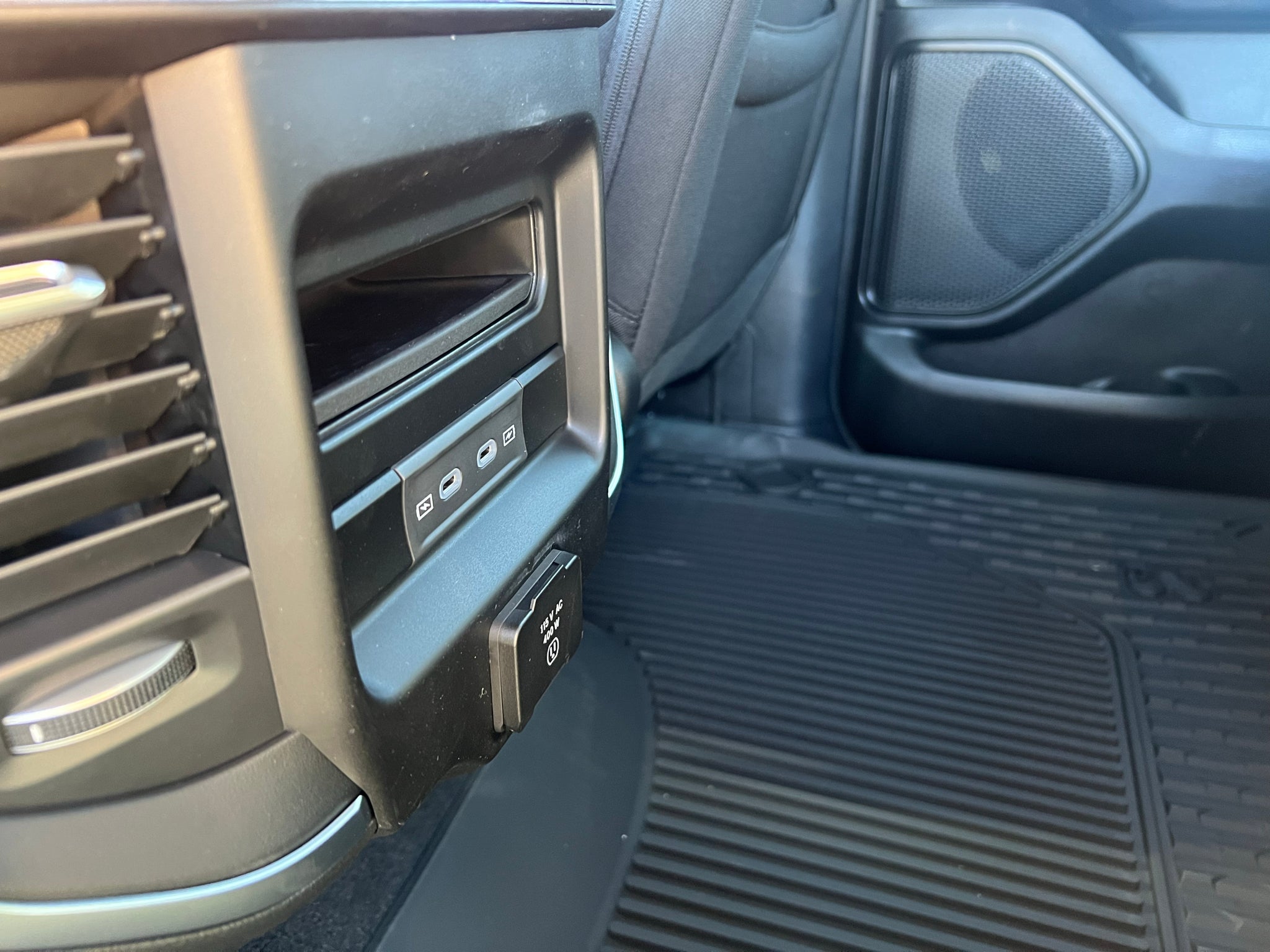 2027 RAM 1500 RAM 1500 BIG HORN CREW CAB 4X4 5'7' BOX