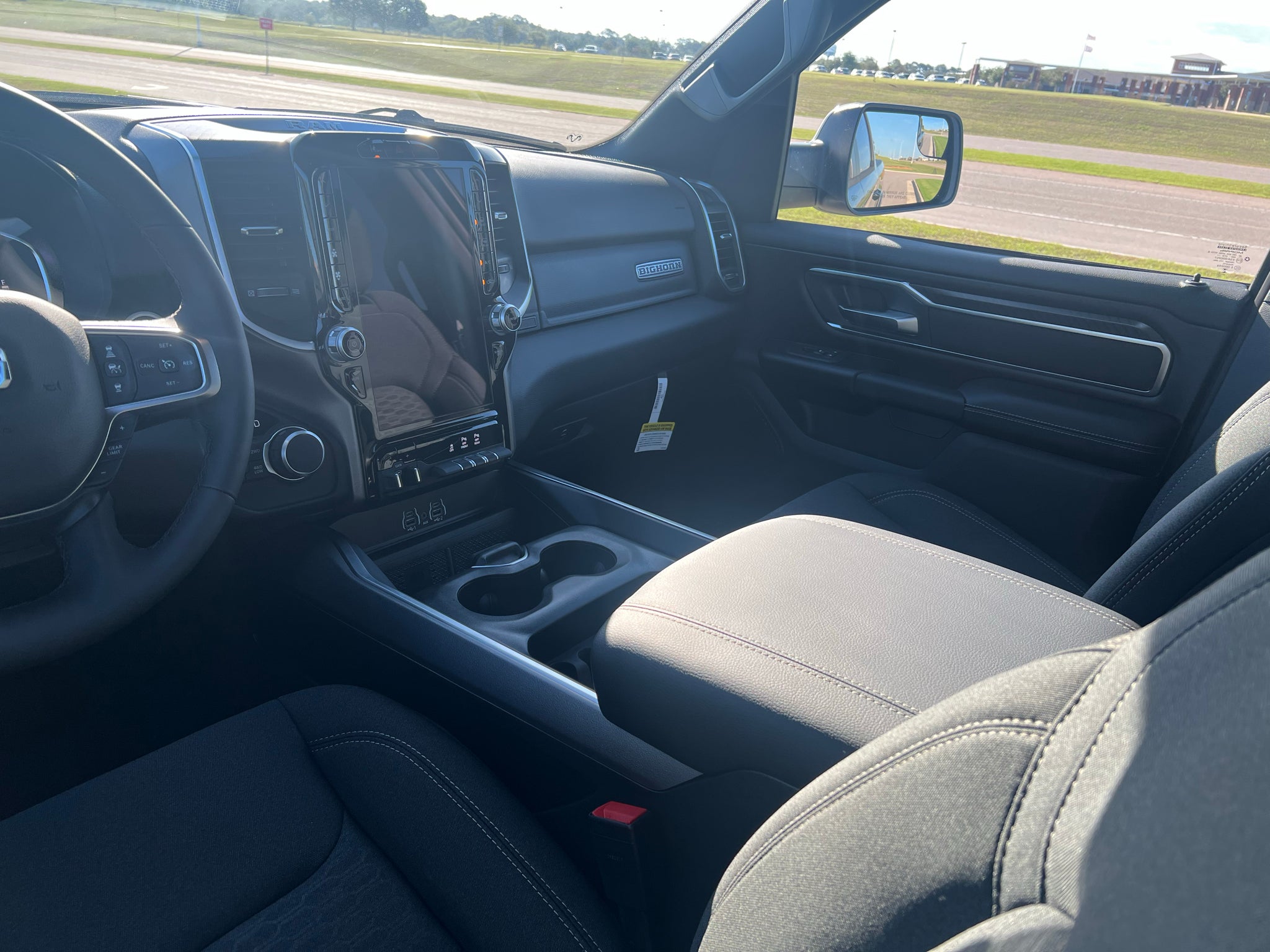 2027 RAM 1500 RAM 1500 BIG HORN CREW CAB 4X4 5'7' BOX