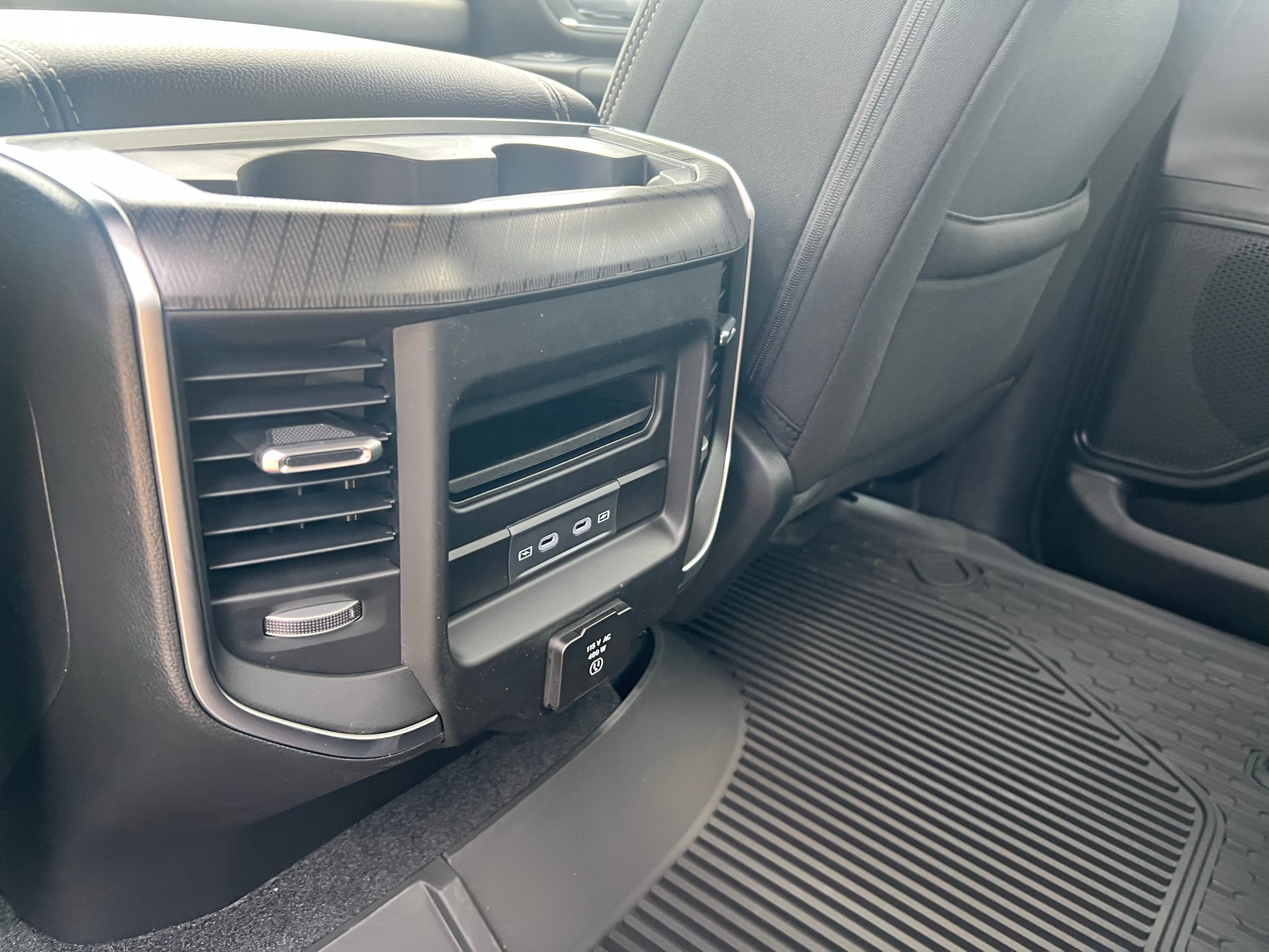 2027 RAM 1500 RAM 1500 BIG HORN CREW CAB 4X4 5'7' BOX