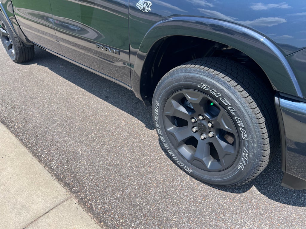 2026 RAM 1500 RAM 1500 BIG HORN CREW CAB 4X4 5'7' BOX
