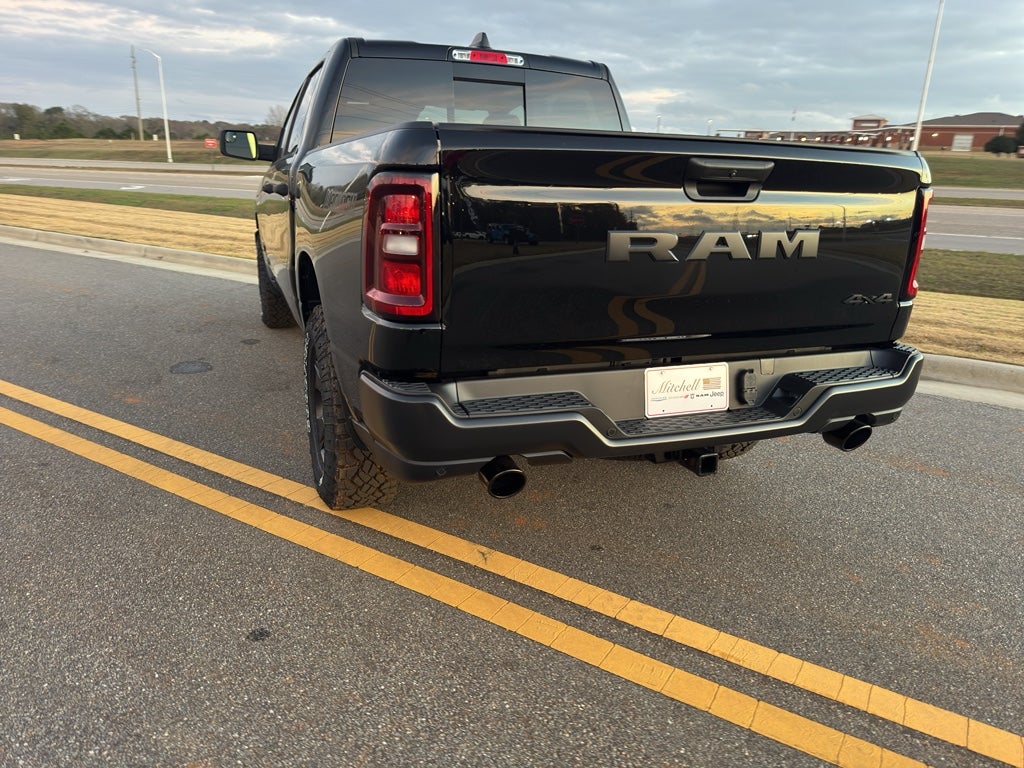 2026 RAM 1500 RAM 1500 WARLOCK CREW CAB 4X4 5'7' BOX