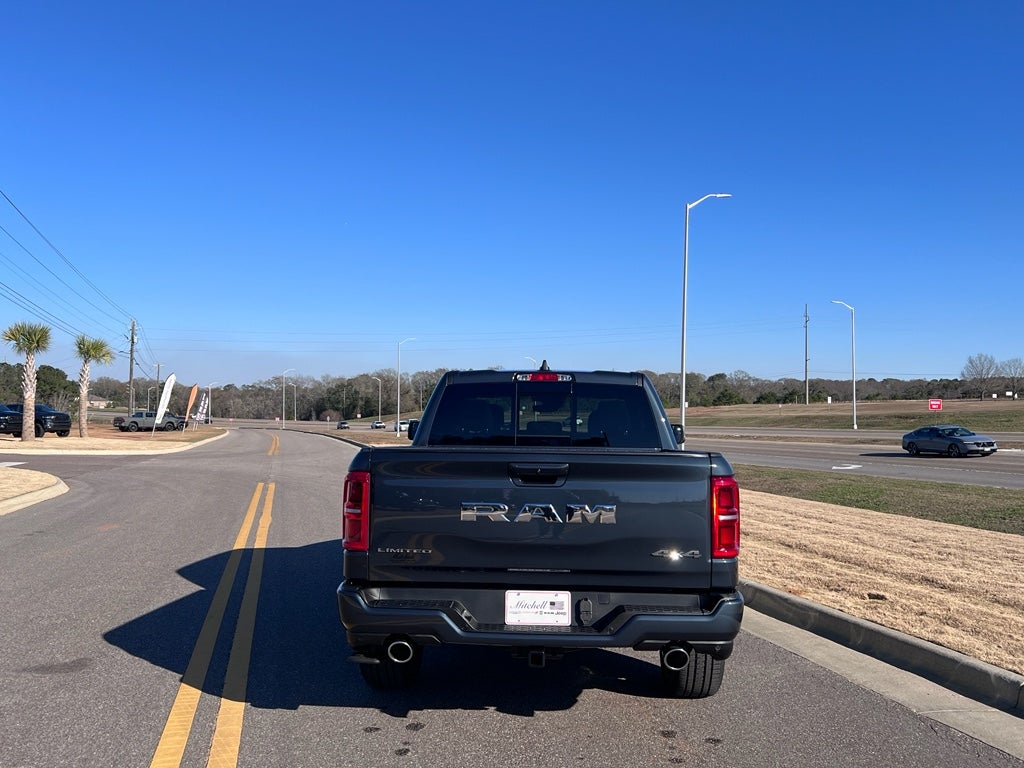 2026 RAM 1500 RAM 1500 LIMITED CREW CAB 4X4 5'7' BOX