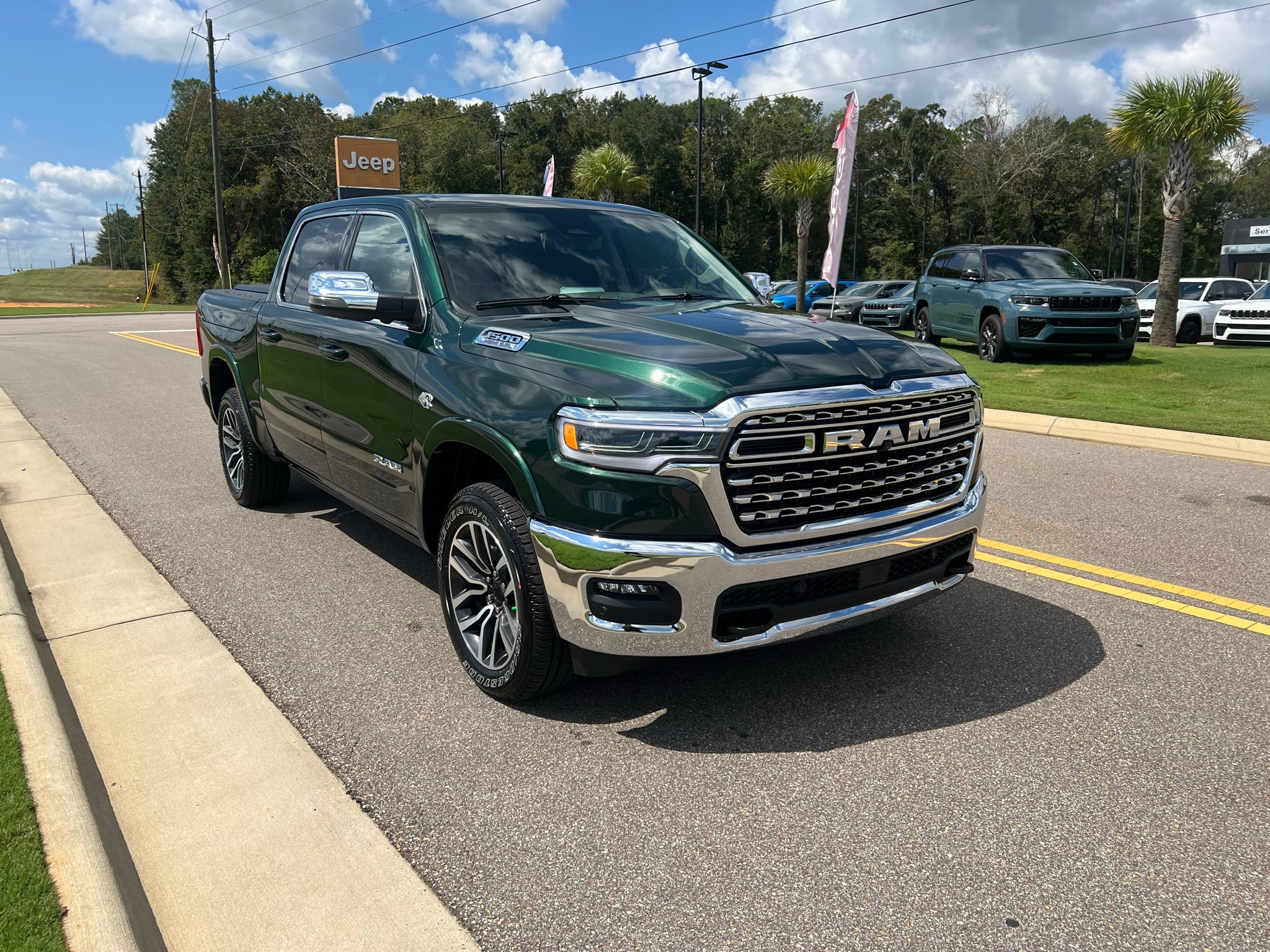 2027 RAM 1500 RAM 1500 LIMITED LONGHORN CREW CAB 4X4 5'7' BOX